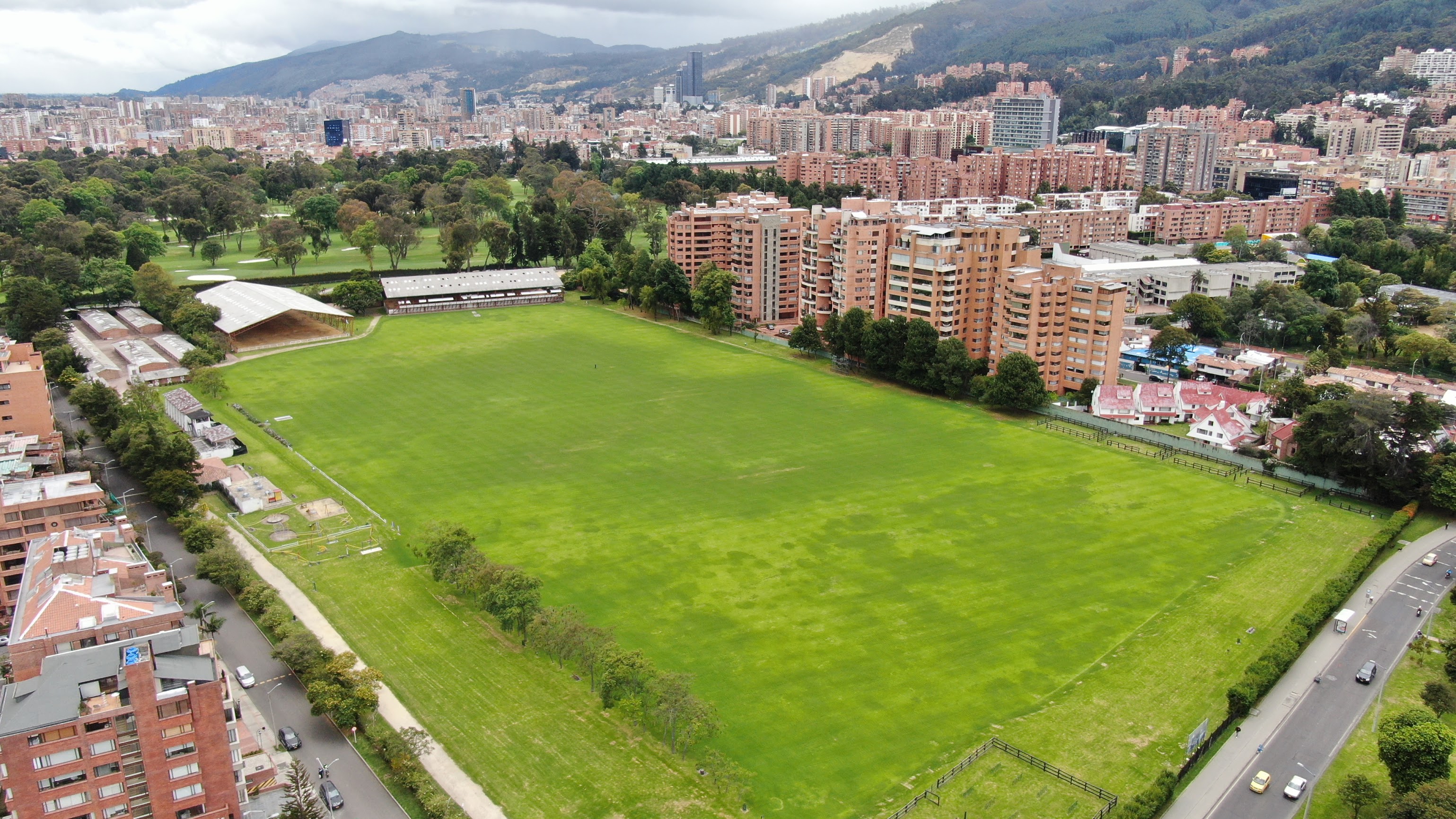Parque Metropolitano El Country IDRD Instituto Distrital de
