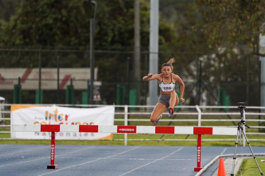 Laura Camargo, carta bogotana en el Suramericano. Foto IDRD.