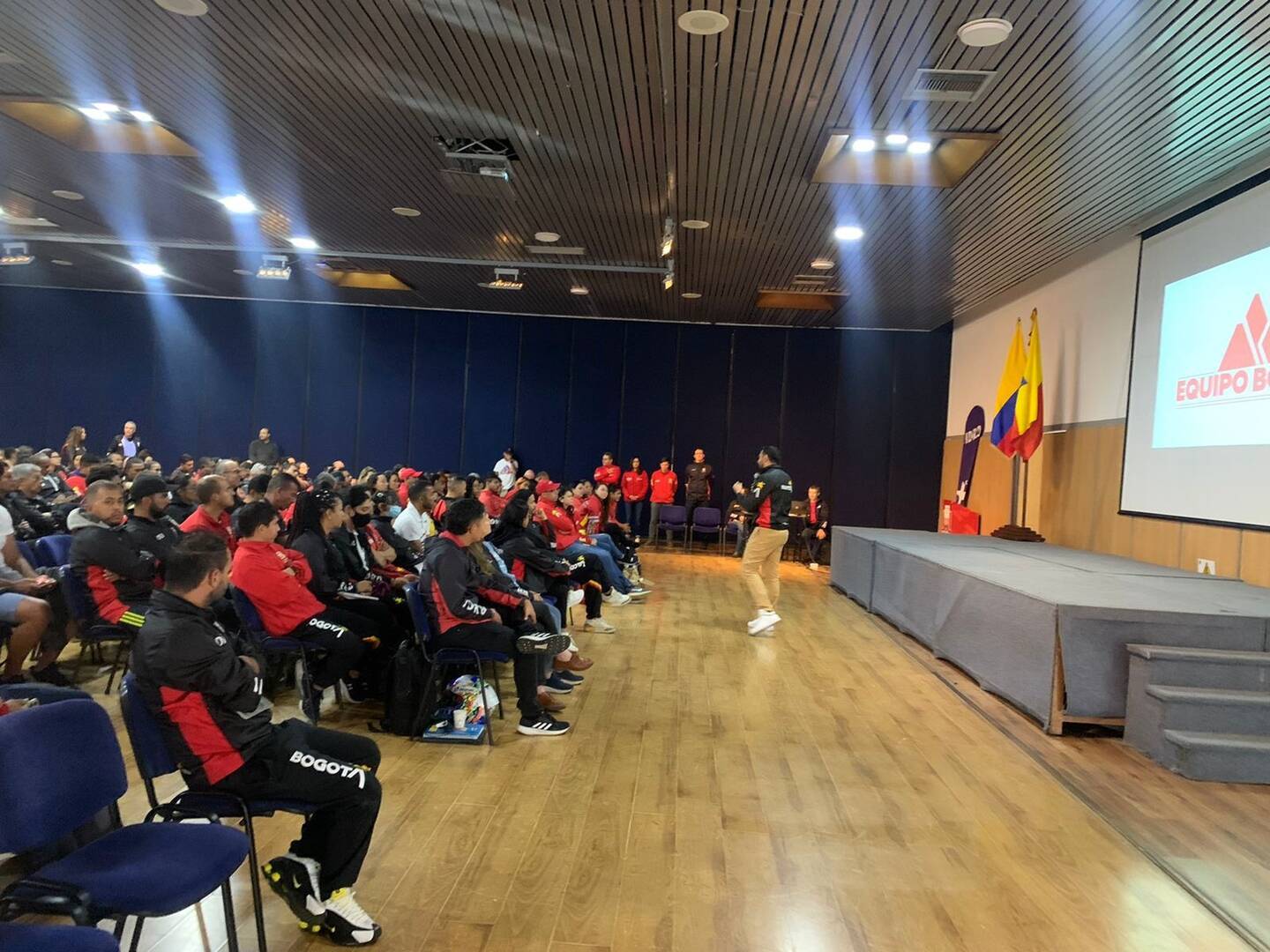 Más de 200 personas estuvieron en la gran reunión del área de Rendimiento del IDRD rumbo a Juegos Nacionales. Foto IDRD.