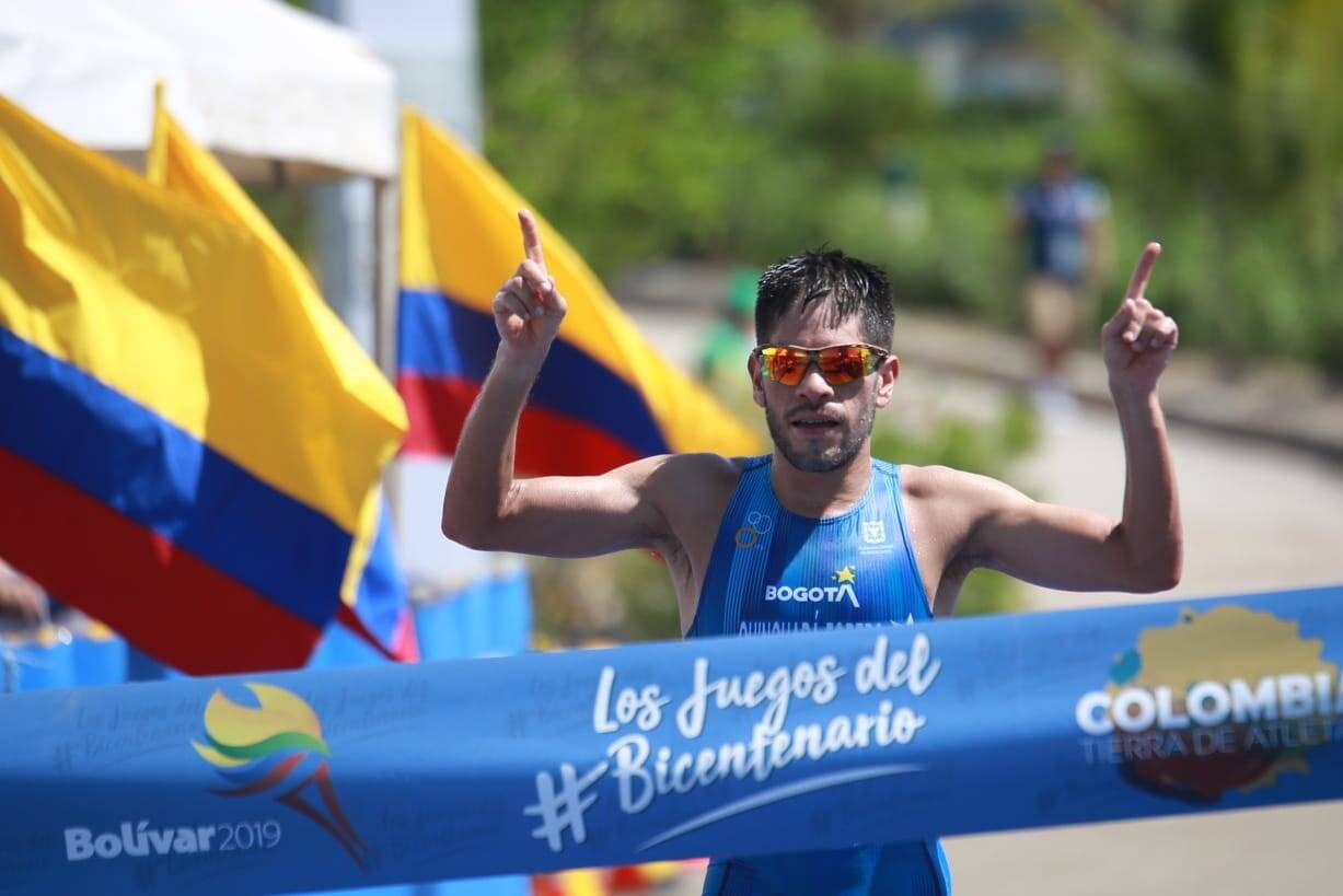 Carlos Quinchará corriendo