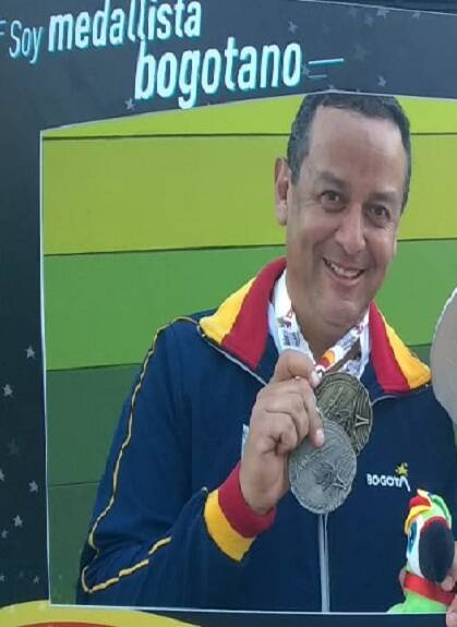 Diego Duarte con medalla