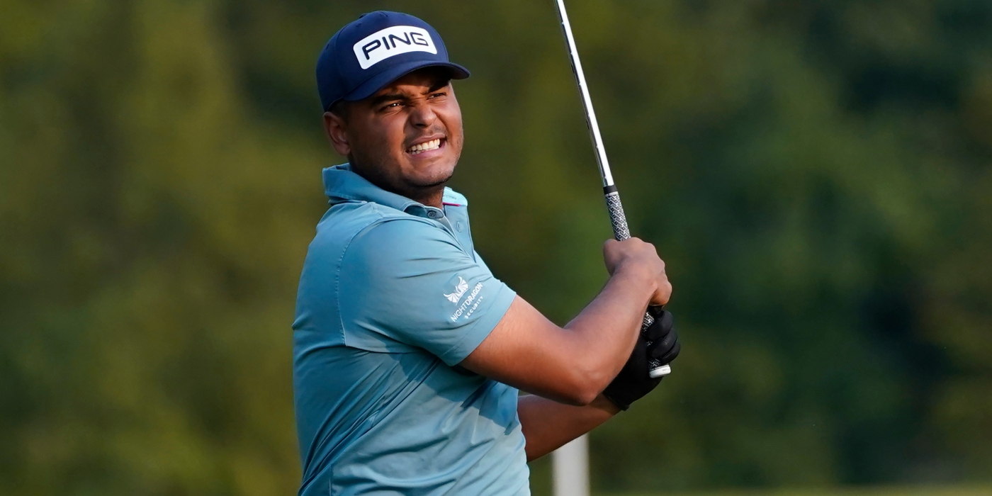 Juan Sebastián Muñoz Amaya jugando golf