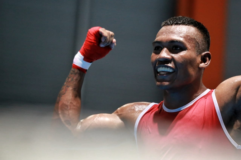 Alexánder Rangel boxeador