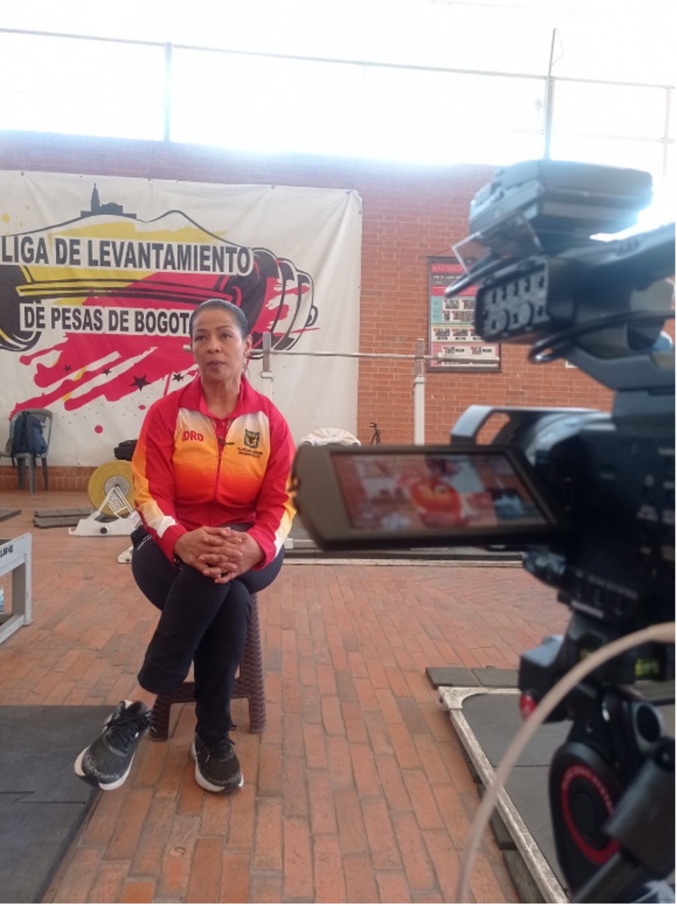 Fue campeona, hoy es entrenadora, además de esposa y madre. Poderosa Alicia Romero. Foto IDRD.