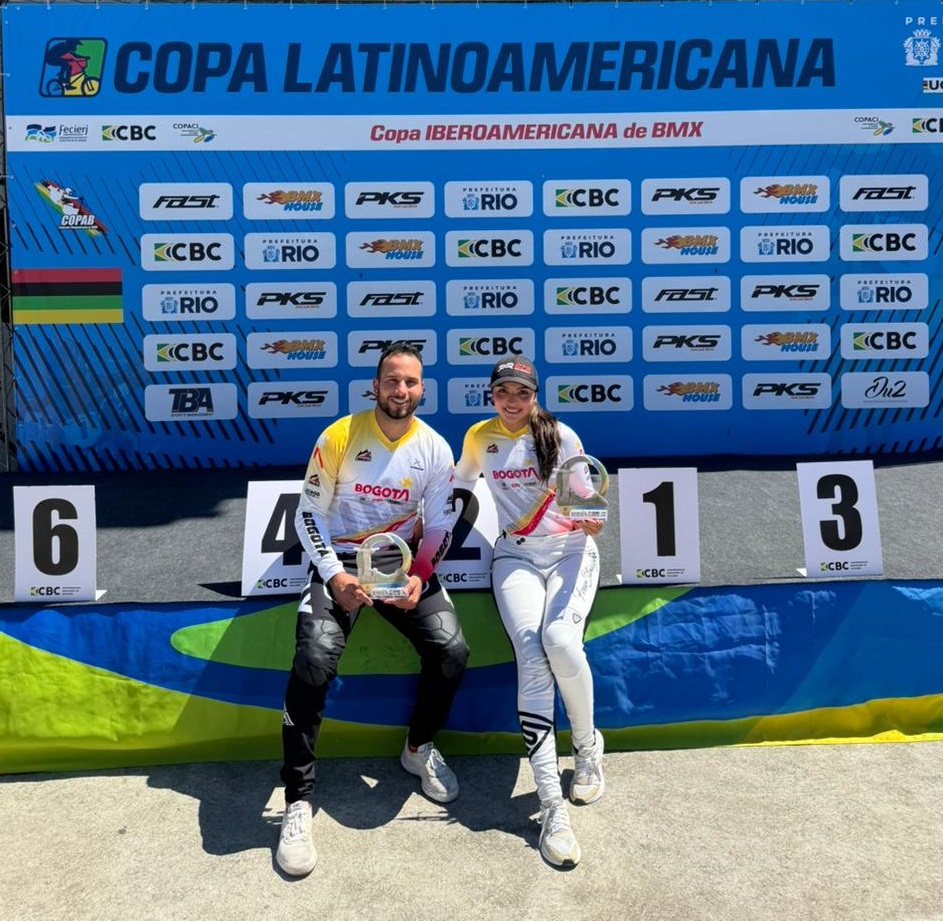Carlos Ramírez y Luisa Fernanda Moreno, ganaron, cada uno, dos medallas de plata en la Copa Iberoamericana y Latinoamericana de BMX Racing en Brasil. Foto IDRD.