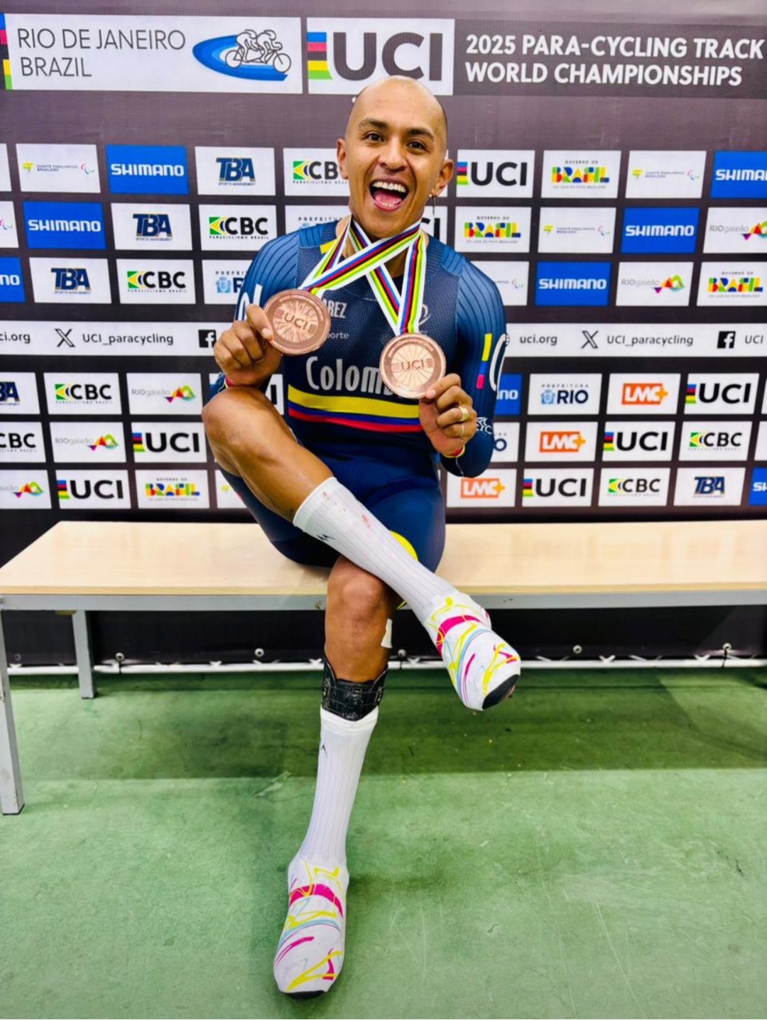 Diego Dueñas volvió por sus fueros y logró dos bronces en el Mundial. Foto cortesía UCI Paracycling.