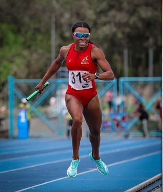 Evelis Aguilar, tres medallas de oro. Foto Fecodatle.