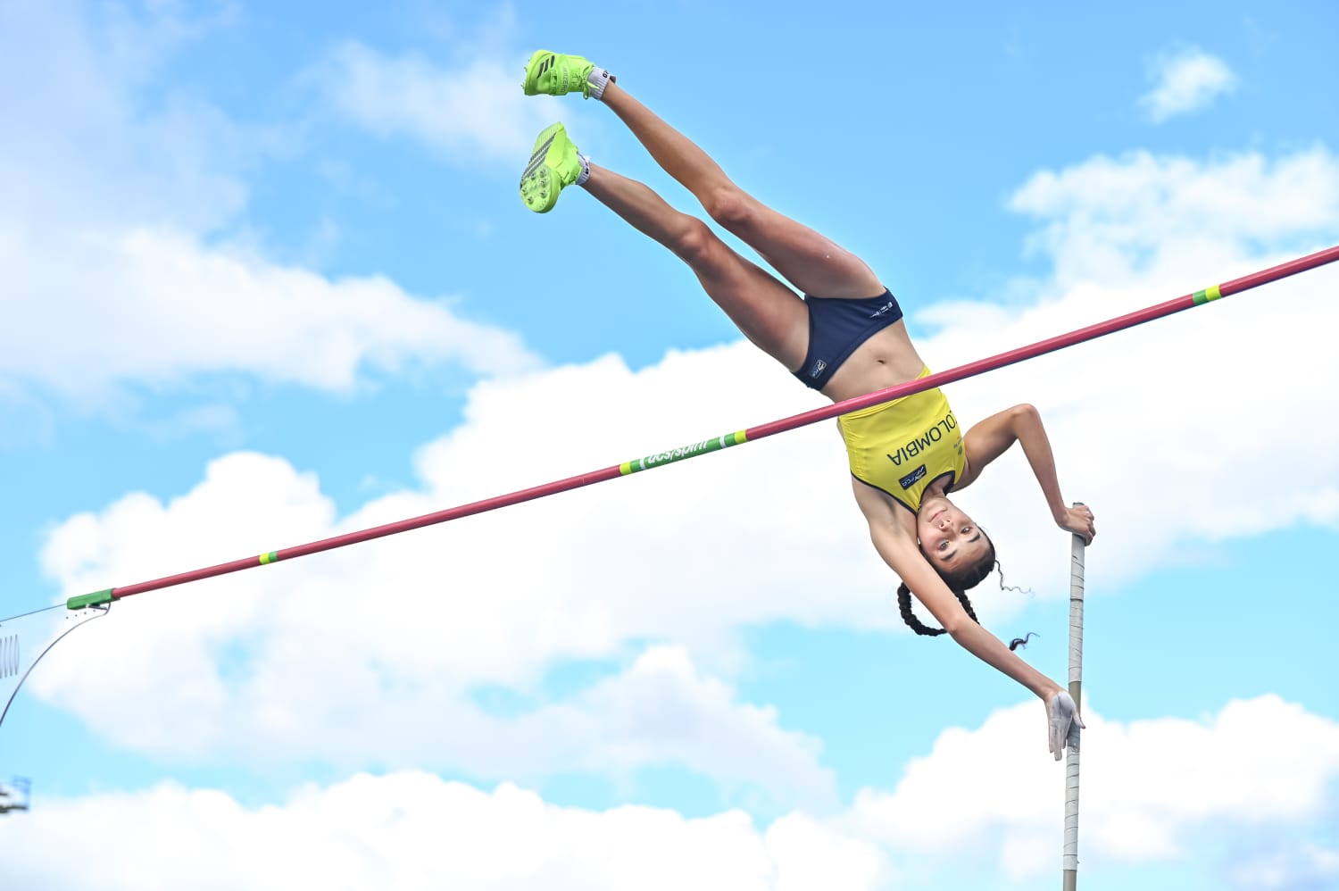 Luna Brigitte Pabón. Medalla de oro en salto con pértiga en el Panamericano U-20 de Atletismo. Foto IDRD.