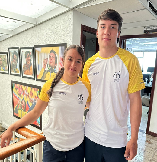 Valeria Hernández y Juan Camilo Villamizar, en el Panamericano Juvenil de Ciclismo en Pista. Foto IDRD.