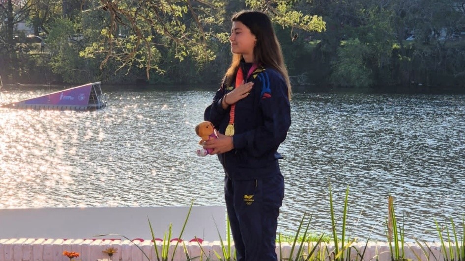 Daniela Verswyvel ganó oro, plata y bronce en el esquí náutico. Foto cortesía COC.