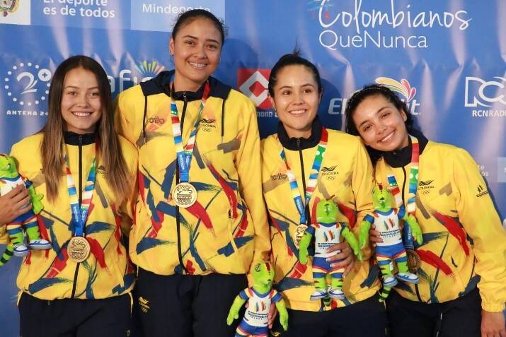 Equipo de Colombia, medalla de oro en persecución por equipos pista