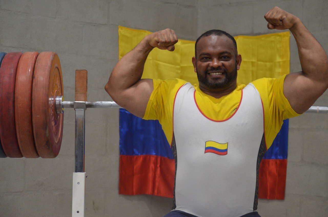 Fabio Torres, medalla de plata en la Copa Mundo de Paarapowerlifting.  Foto cortesía CPC.