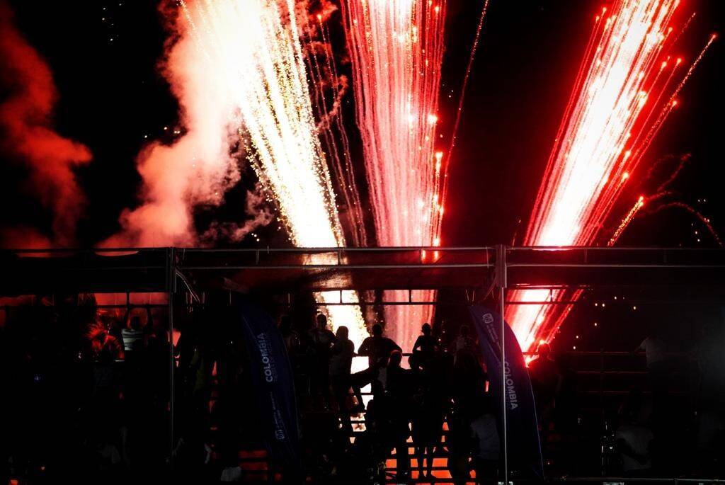 fuegos artificiales de inauguración