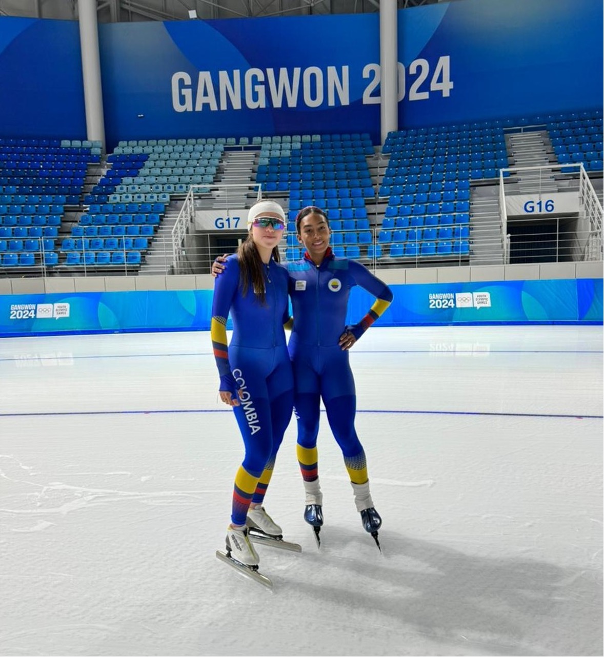 Isabella Vargas (izq.) e Isabella Caicedo, compitieron en los Juegos Olímpicos de Invierno de la Juventud. Foto IDRD.