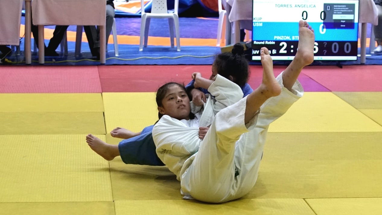 El judo inició su fase eliminatoria en los Jugos Intercolegiados Distritales.