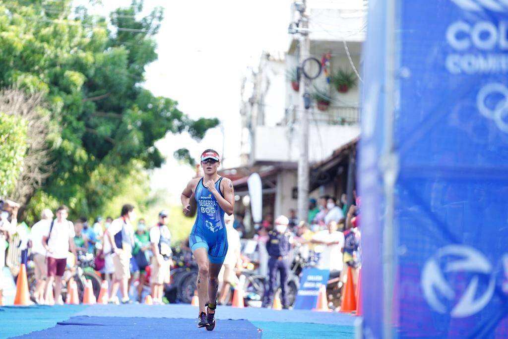 atleta en la pista
