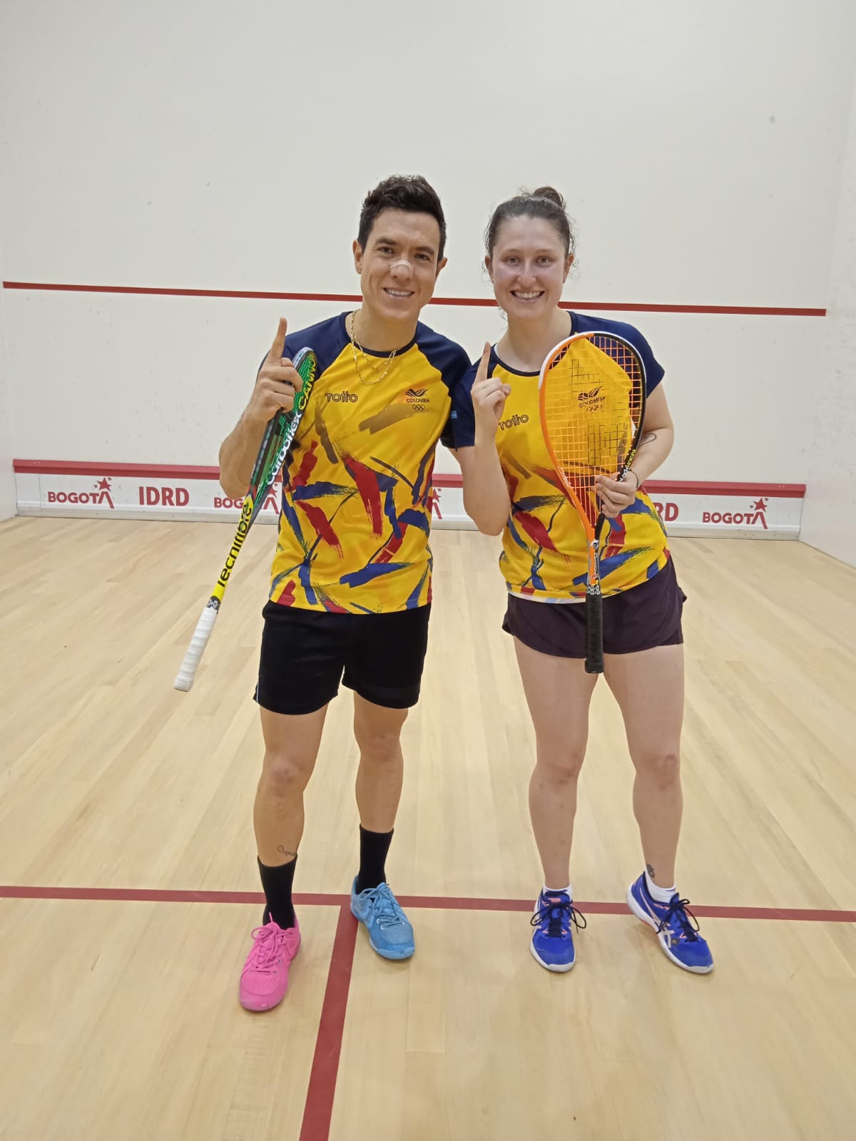 Miguel Rodríguez y Laura Tovar ganaron en la Válida Nacional de Squash. Foto IDRD.