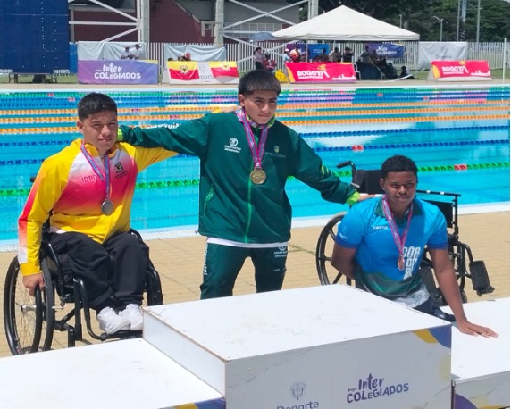 Los paranadadores bogotanos sobresalieron con podios y marcas en las piscinas de Palmira. (Foto prensa delegación Bogotá)