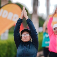 Mujeres realizando actividad física
