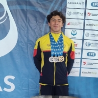 El deportista bogotano samuel Sosa fue el mejor de Colombia en el Campeonato Mundial Juvenil de Natación con Aletas, con una medalla de oro y tres de plata. Foto cortesía FEDECAS. 