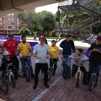 Daniel Dhers rodó con Bogotá en la Ciclovía Alternativa del IDRD