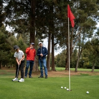 Bogotá le da un nuevo impulso a la práctica del golf público en el parque La Florida