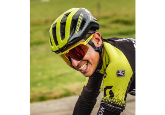 Esteban Chaves sonriendo