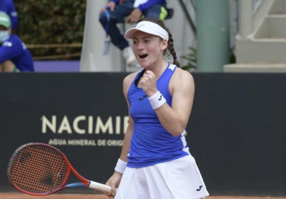  Osorio-Zidanzek compitiendo en tenis