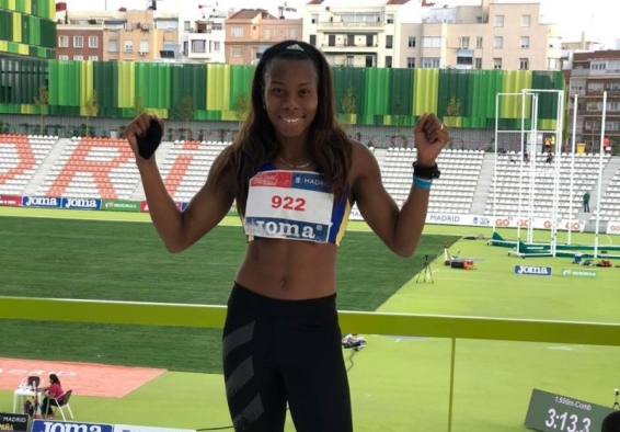 evelis aguilar después de entrenar