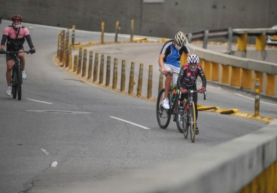 ciclistas de bogotá