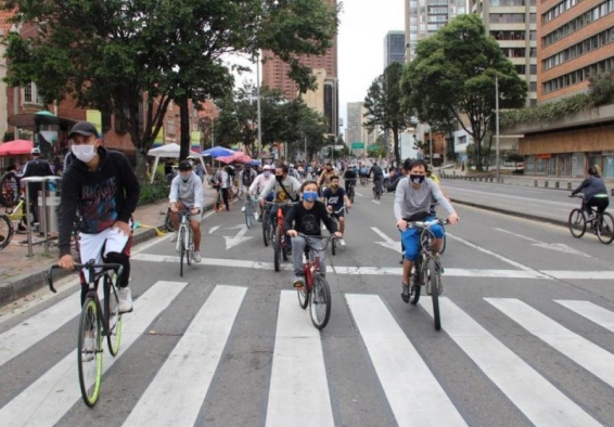 ciclistas de bogotá