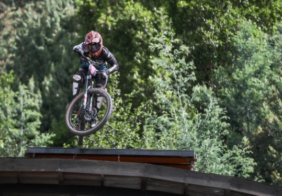 competidor bmx