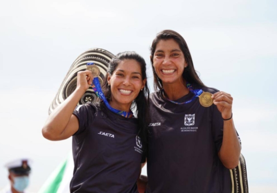 deportistas de esqui