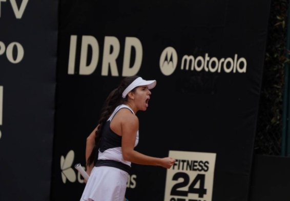 María Camila Osorio celebrando