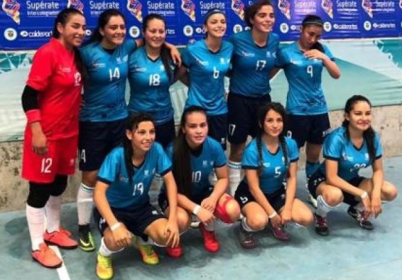 Equipo femenino de fútbol