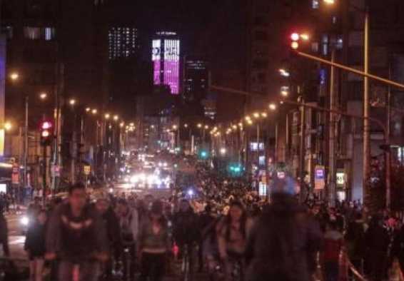 Ciclovía nocturna