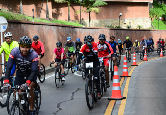 ciclistas de bogotá