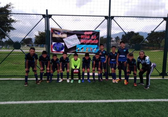 Equipo infantil de fútbol