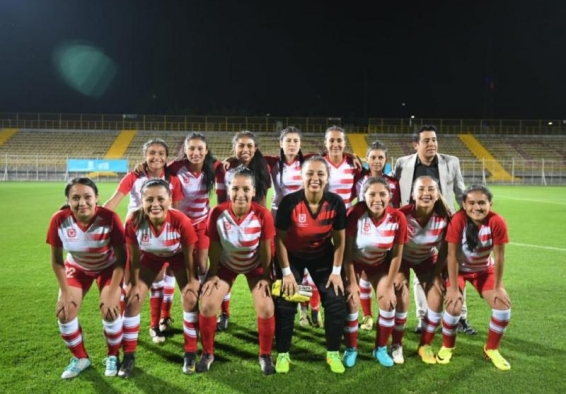 Equipo femenino de fútbol