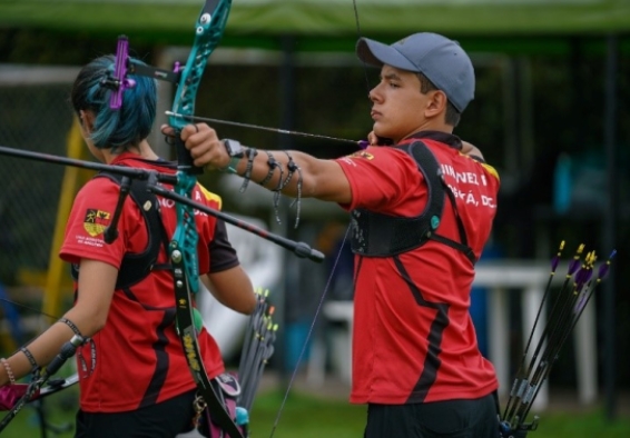 Daniel Jiménez fue medalla de plata en el Panamericano de Arquería celebrado en Canadá. Foto: IDRD/Andrés ROT.