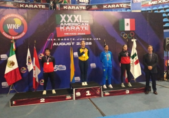 Roxanne Hernández se coronó campeona panamericana de karate, modalidad kumite 68 kgs, en México. Foto IDRD.