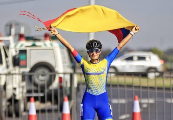 Gabriela Rueda ganó los 10.000 mts puntos y se quedó con 1 oro, 1 plata y 1 bronce en los Juegos Suramericanos. Fotos cortesía COC.