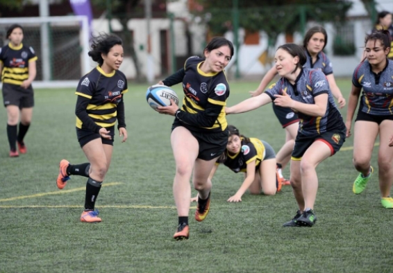 Equipo deportivo femenino