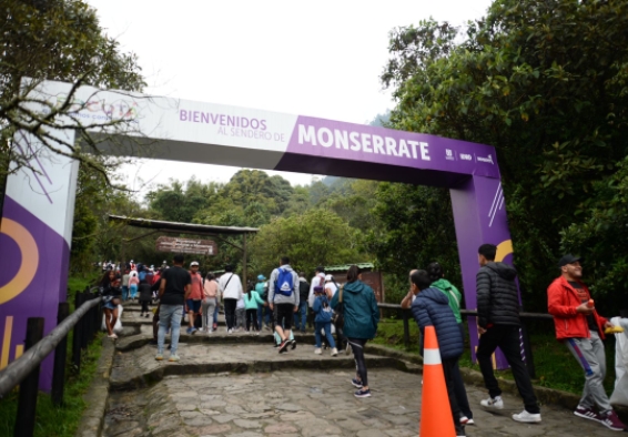 Sendero peatonal del cerro de Monserrate