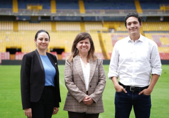 De izquierda a derecha, Piedad Urdinola (directora del DANE), Blanca Durán (directora del IDRD) y Javier Suárez (subdirector técnico de parques del IDRD)