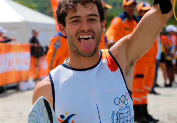 Jorge Rocha ratificó su favoritismo en wakeboard y ganó el oro. Foto cortesía COC.
