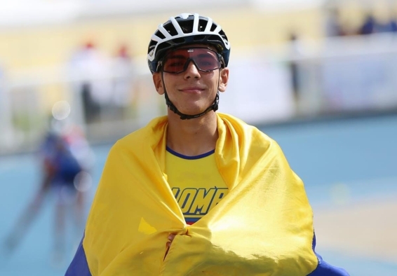 Dos oros ganó Jorge Luis Escobar en patinaje. Foto cortesía COC.