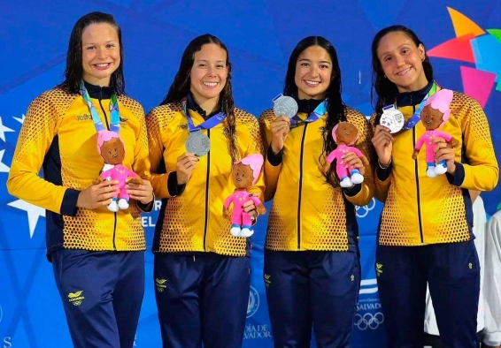 Sirena Rowe (izq.) y Jazmín Pistelli (der.) 