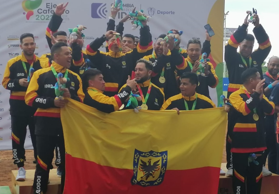 Primera vez en la historia de Bogotá en Juegos Nacionales que obtiene el oro en sóftbol.