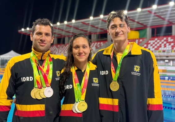 Omar Pinzón, ganador de tres oros y una plata, junto a Jasmin Pistelli con dos platas y un oro, y Gabriel Arias, con un oro.